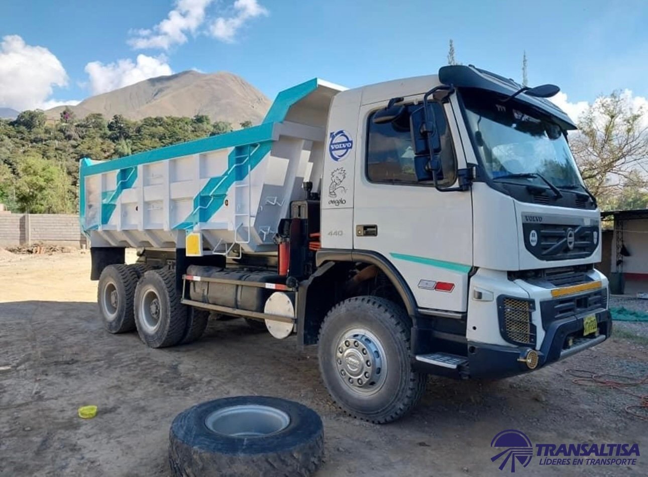 Volvo Fmx-440 6x4 Año 2015 Precio S/.158,000.00 Soles - Imagen 2